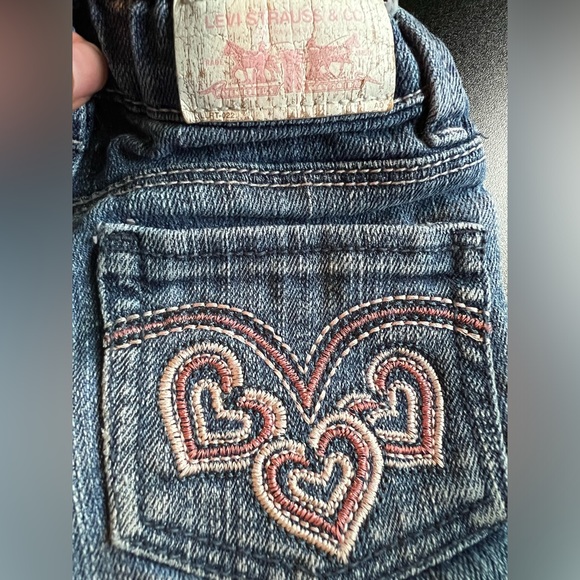 Levi’s Toddler Shorts. Size 3T - Picture 6 of 15